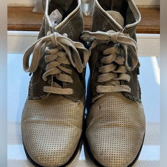 Shoes - Diesel  Lace-Up Shoes in Green and Gray Size 8.5